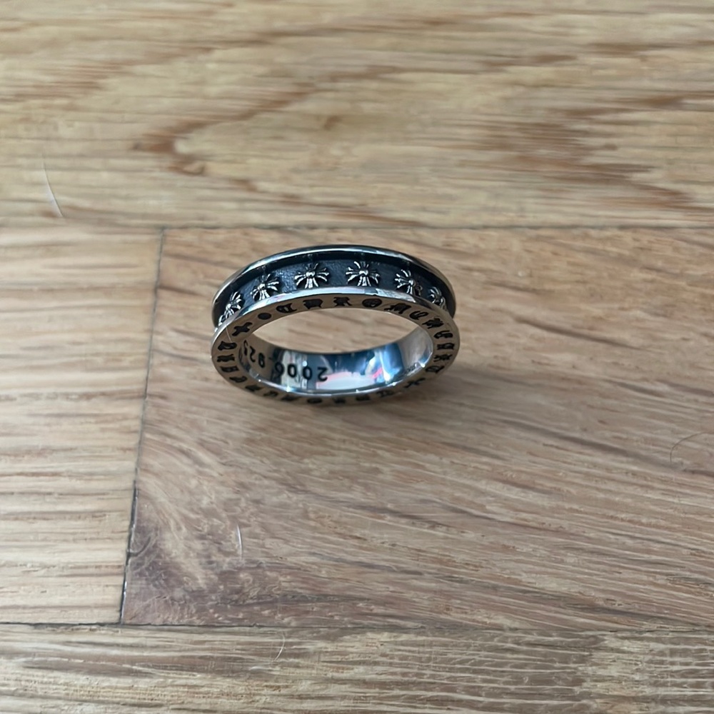Chrome hearts ring size 10